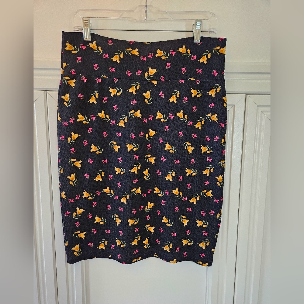 LuLaRoe Floral Pencil Skirt in Black with Yellow and Pink